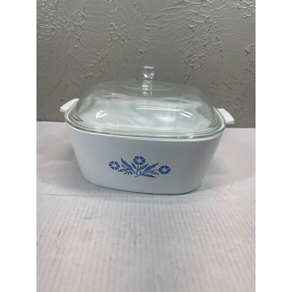 CorningWare Blue Cornflower Large 4 Qt Casserole With Lid P-84-B And P-12-C - Picture 1 of 4